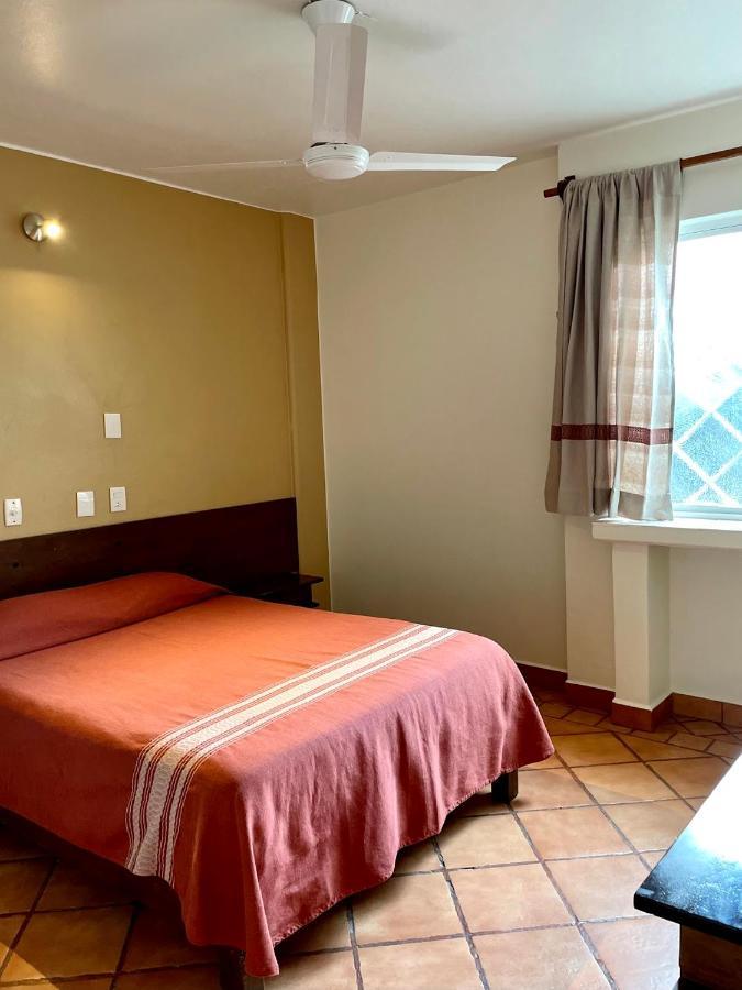 Hotel Bugambilias Oaxaca Bagian luar foto